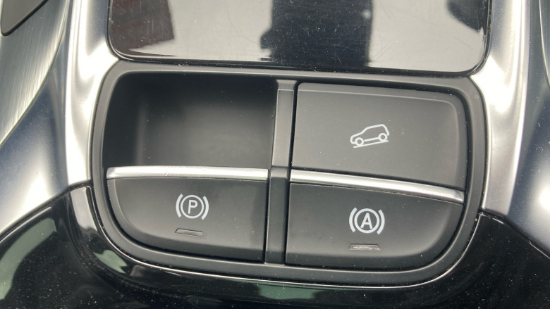 MG Hs 1.5 T-GDI Exclusive 5dr DCT Petrol Hatchback